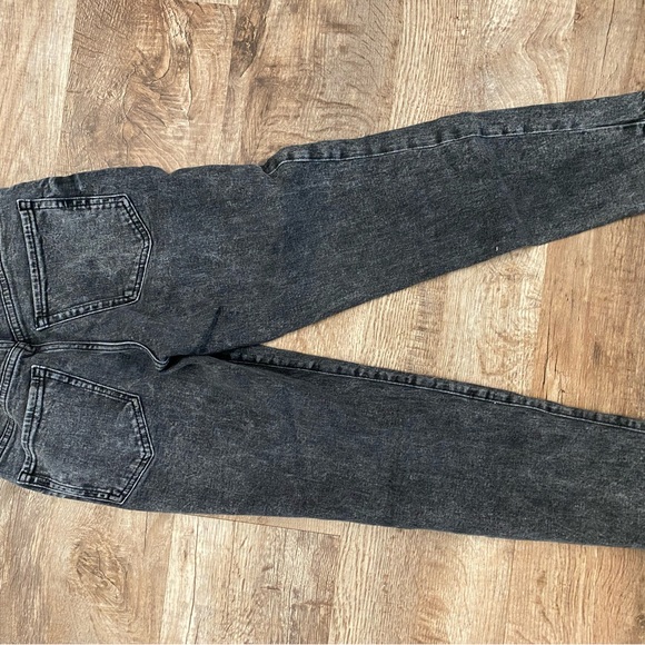 Old Navy black denim - Picture 3 of 3